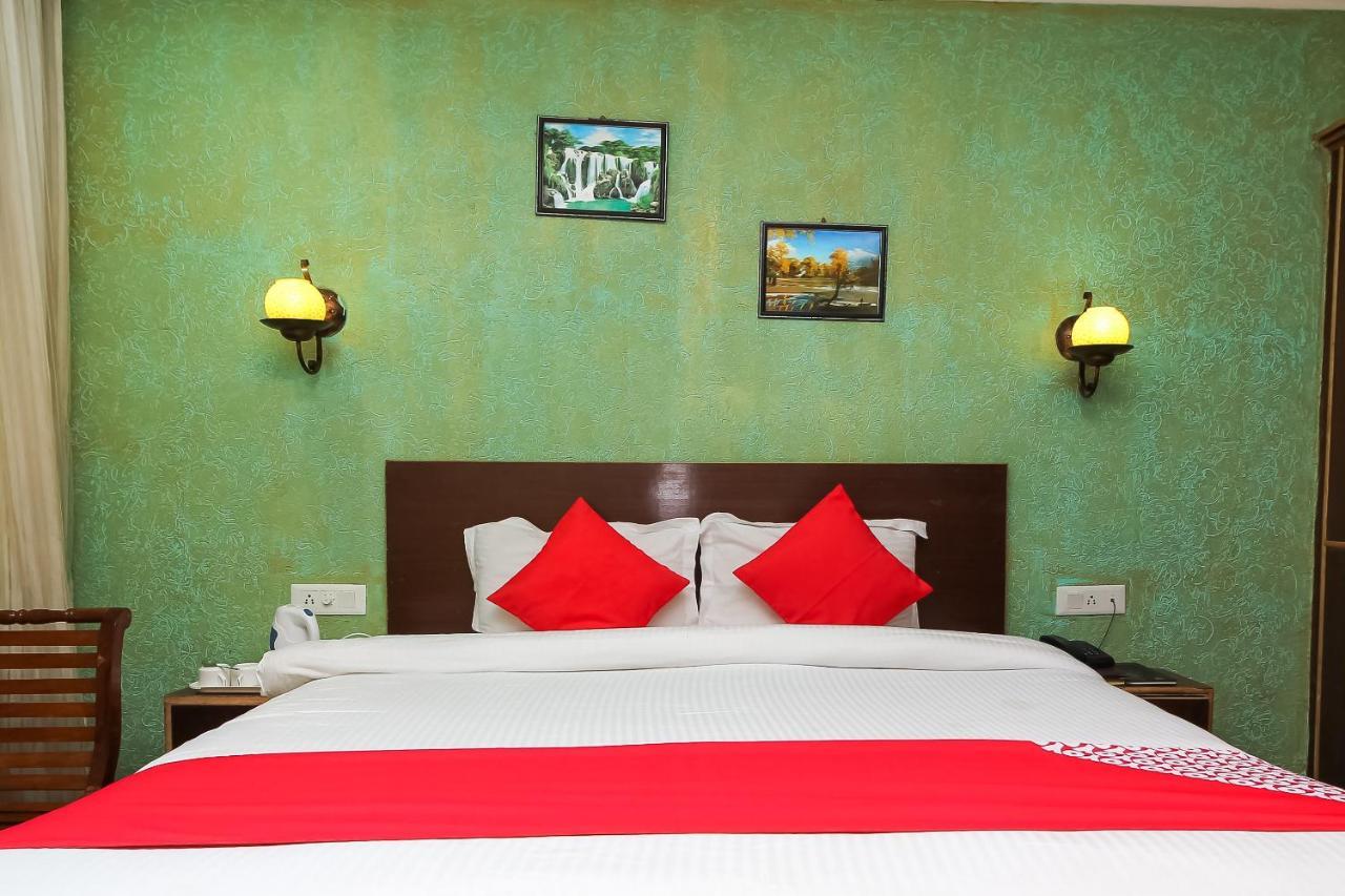Oyo 8367 Hotel The Woodz Palampur Luaran gambar